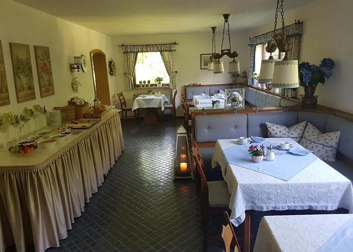 Gaestehaus Meran Estalagem
