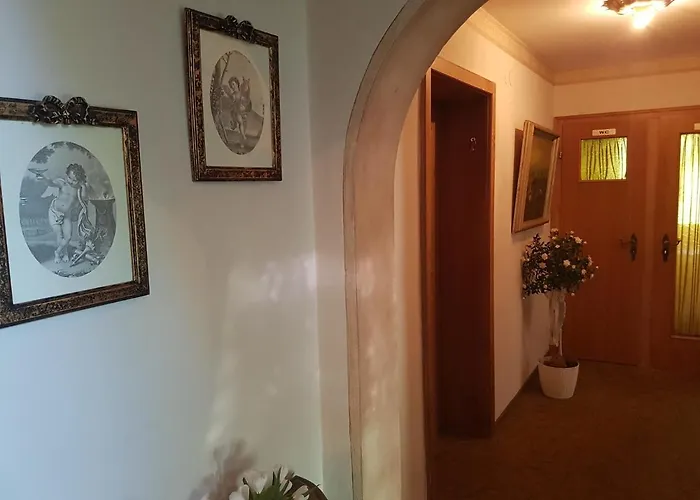 Gaestehaus Meran *