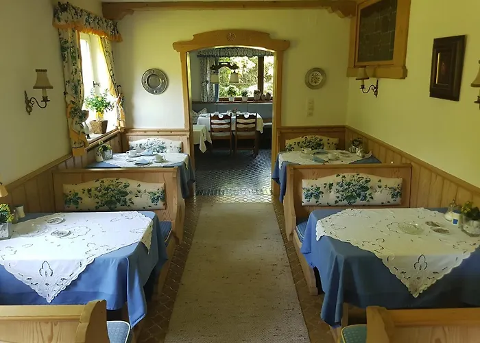 Estalagem Gaestehaus Meran *