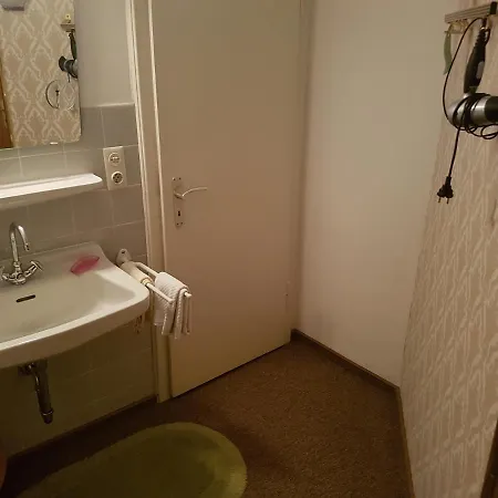 بيت ريفي Gaestehaus Meran