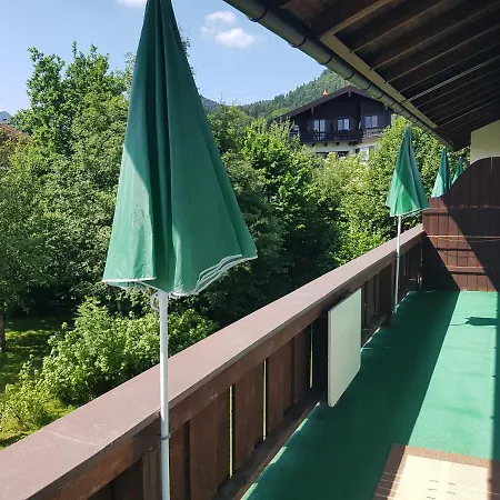 بيت ريفي Gaestehaus Meran