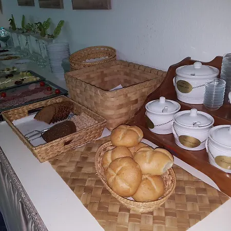 بيت ريفي Gaestehaus Meran