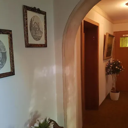 Gaestehaus Meran *