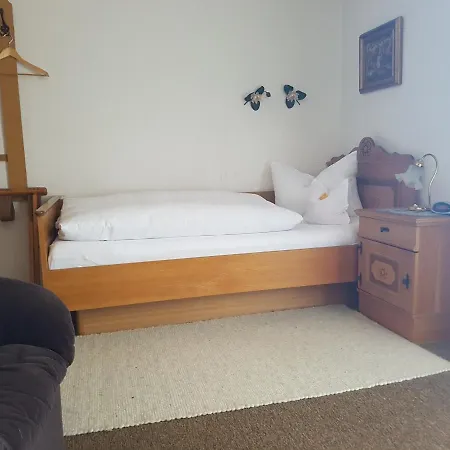 Fogadó Gaestehaus Meran Bad Wiessee