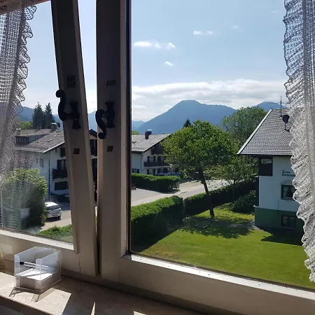 بيت ريفي Gaestehaus Meran