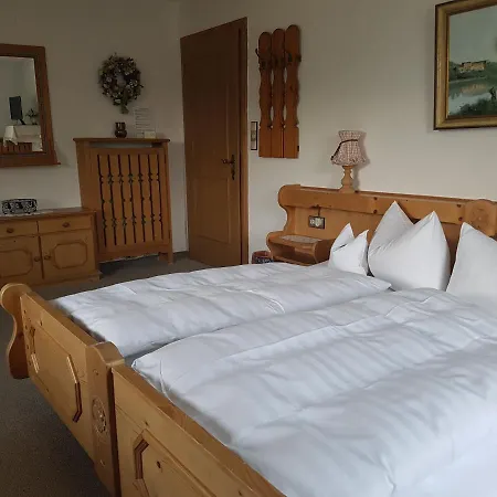 Gaestehaus Meran بيت ريفي *