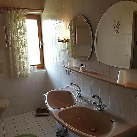 Gaestehaus Meran Πανδοχείο